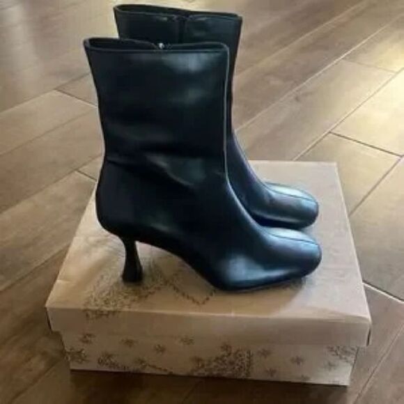 Free People Remy Heeled Boots US 9
NWT main image 0
